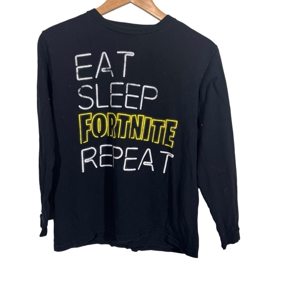 Fornite Long Sleeve Shirt Size Large